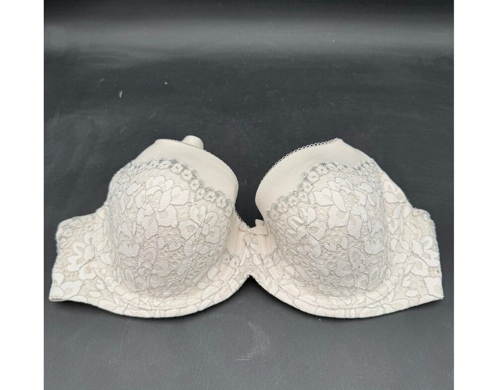 Victorias Secret Body by Victoria Bra 34D Lined Demi